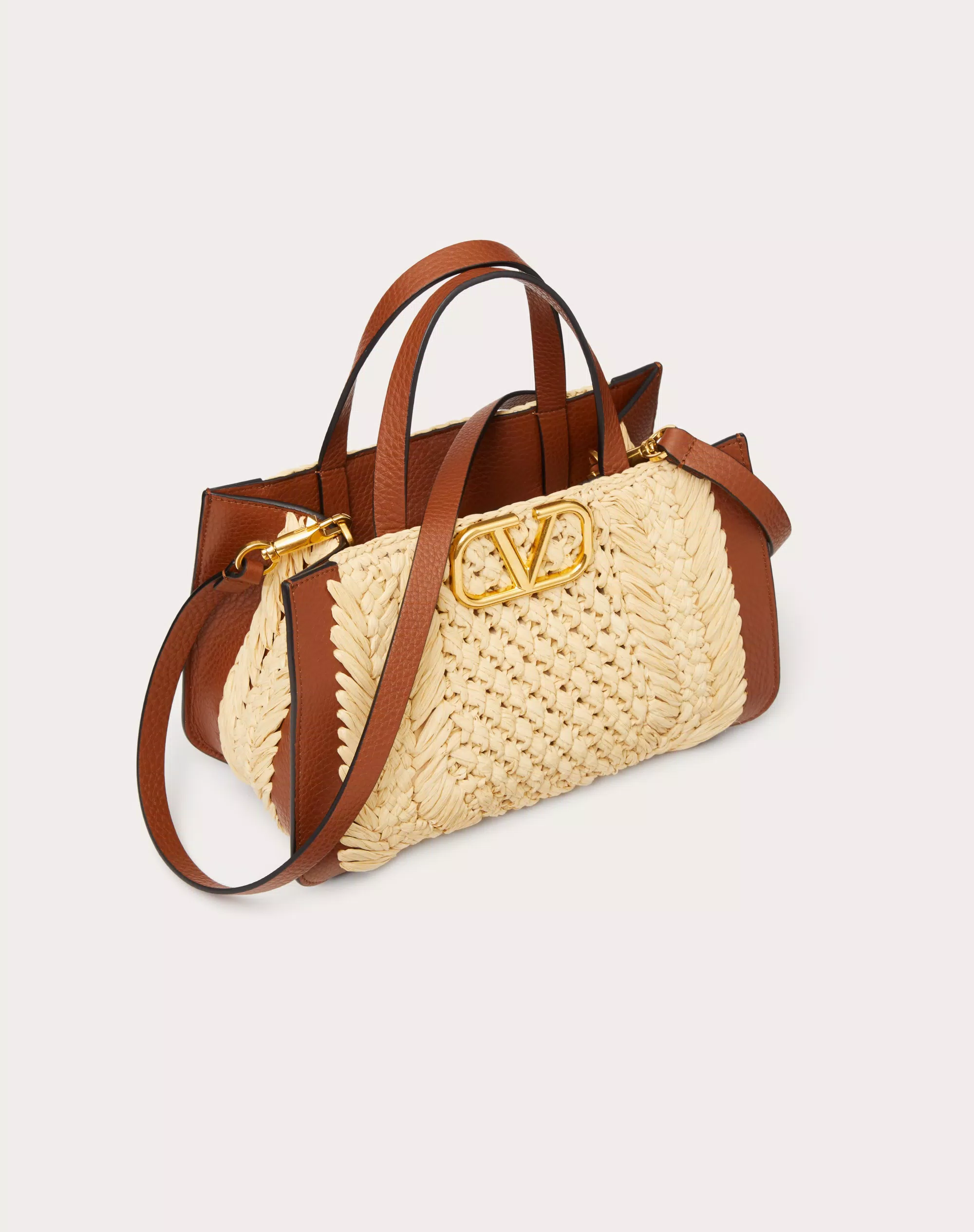 VLOGO SIGNATURE RAFFIA SMALL HANDBAG